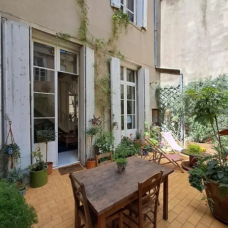 Magnifique Centre Ecusson Daire Montpellier